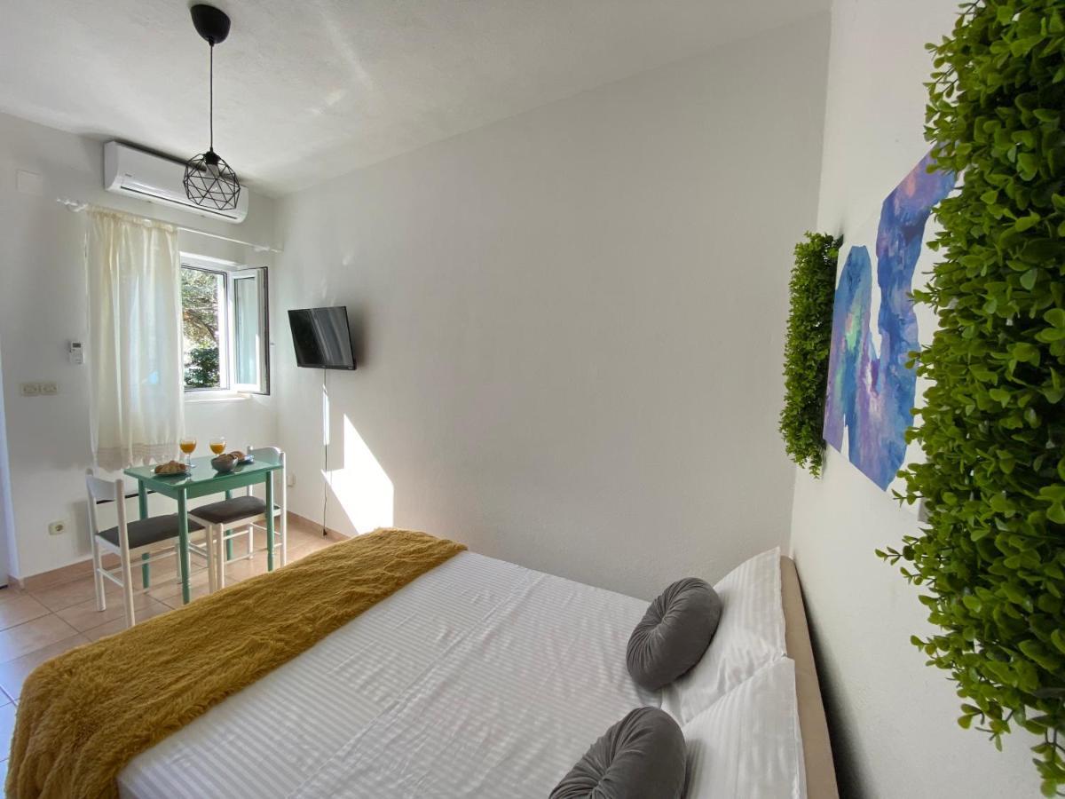 Apartment Sara Trogir Exterior photo