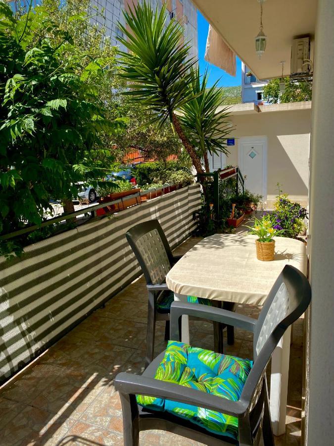 Apartment Sara Trogir Exterior photo